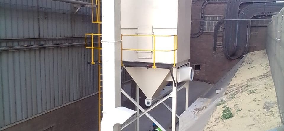 Dust collector with 164 m² of filter area for a soya plant in Mpumalanga